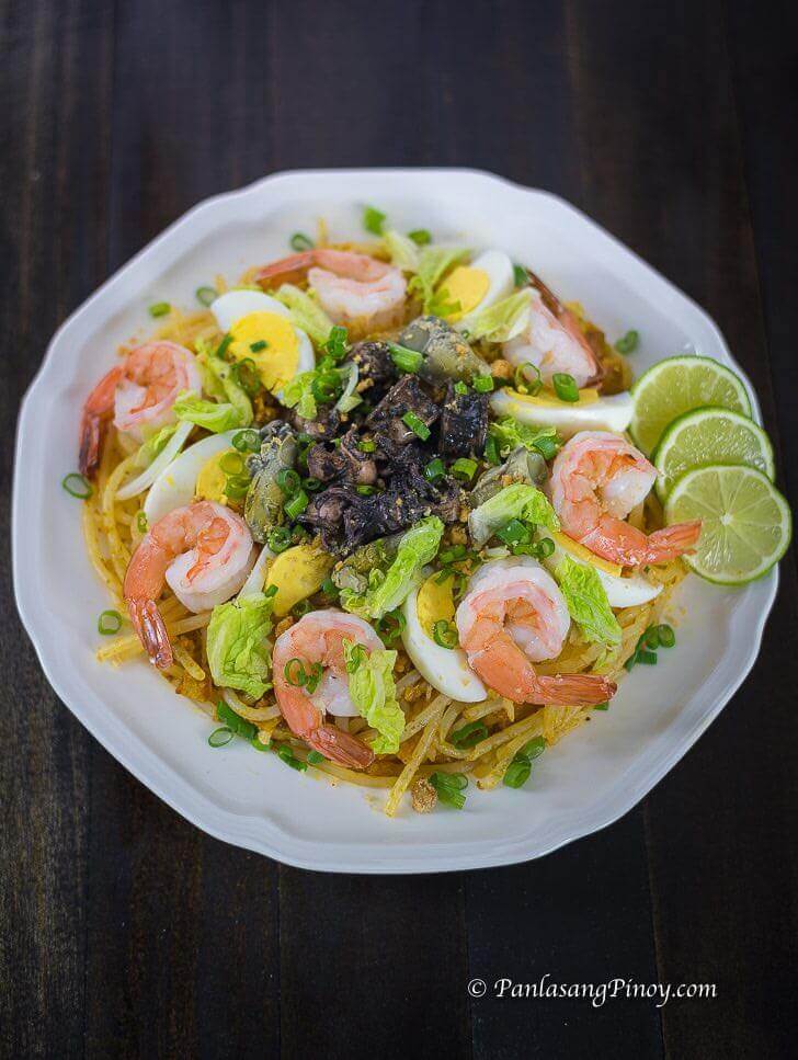 cooked pancit malabon